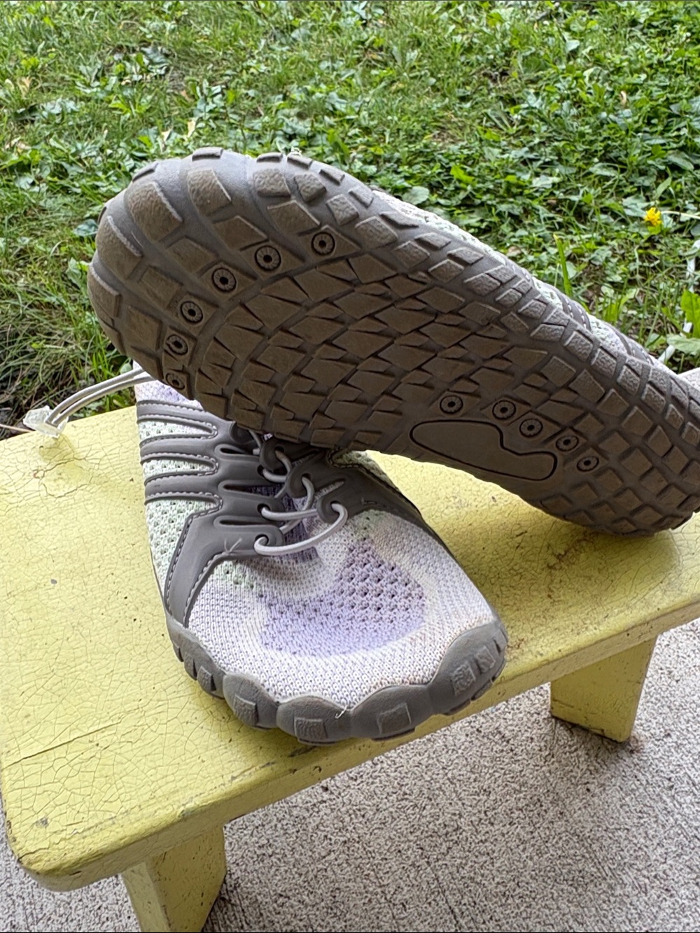 Kids Water Shoes - Light Gray Breathable Aqua Sneakers